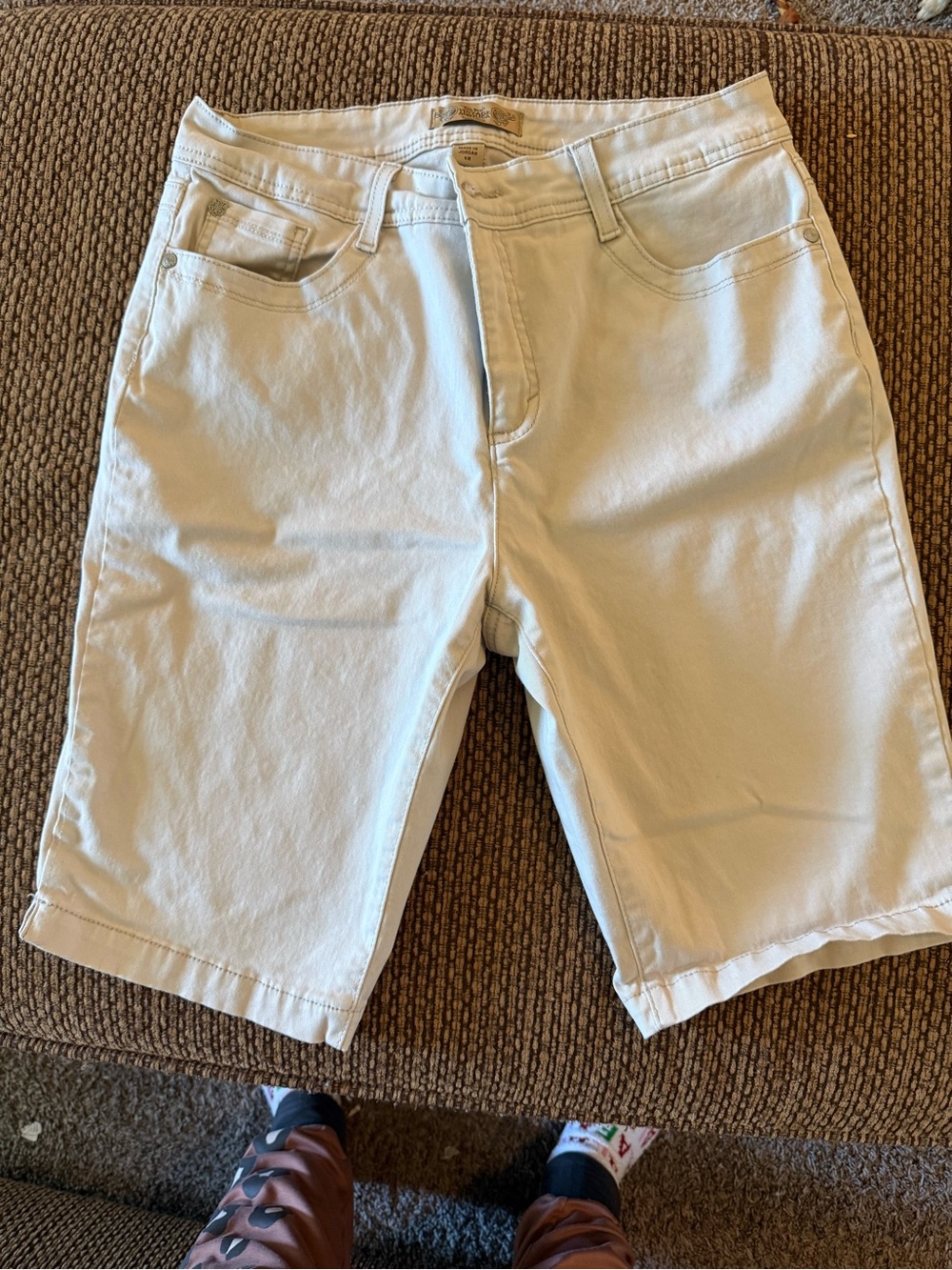 Knee length shorts